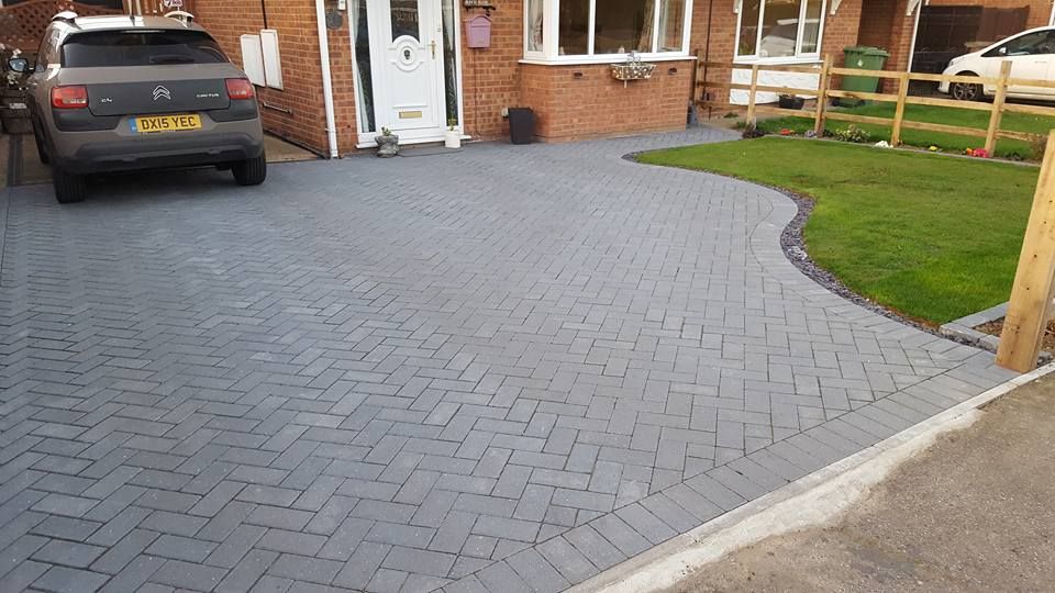 Domestic driveway laid by out team.